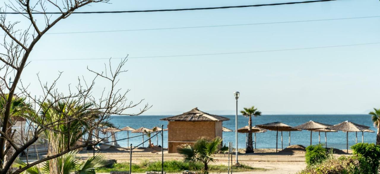 Next To The Sea - Apartment Agia Triada  Bagian luar foto