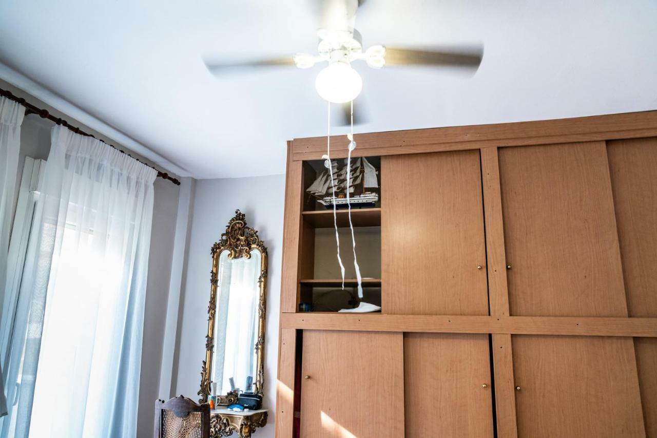 Next To The Sea - Apartment Agia Triada  Bagian luar foto